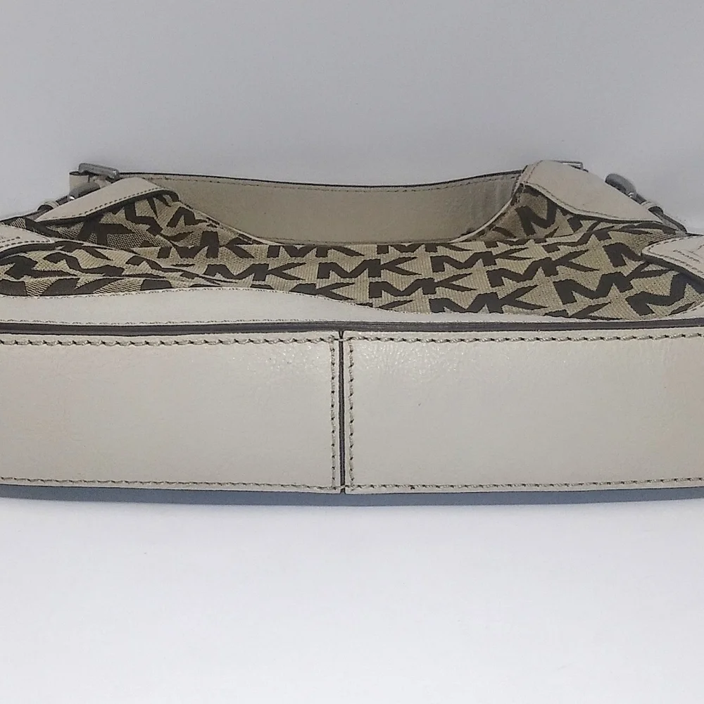MICHAEL Michael Kors | Vintage Brown, Beige and Cream Hand